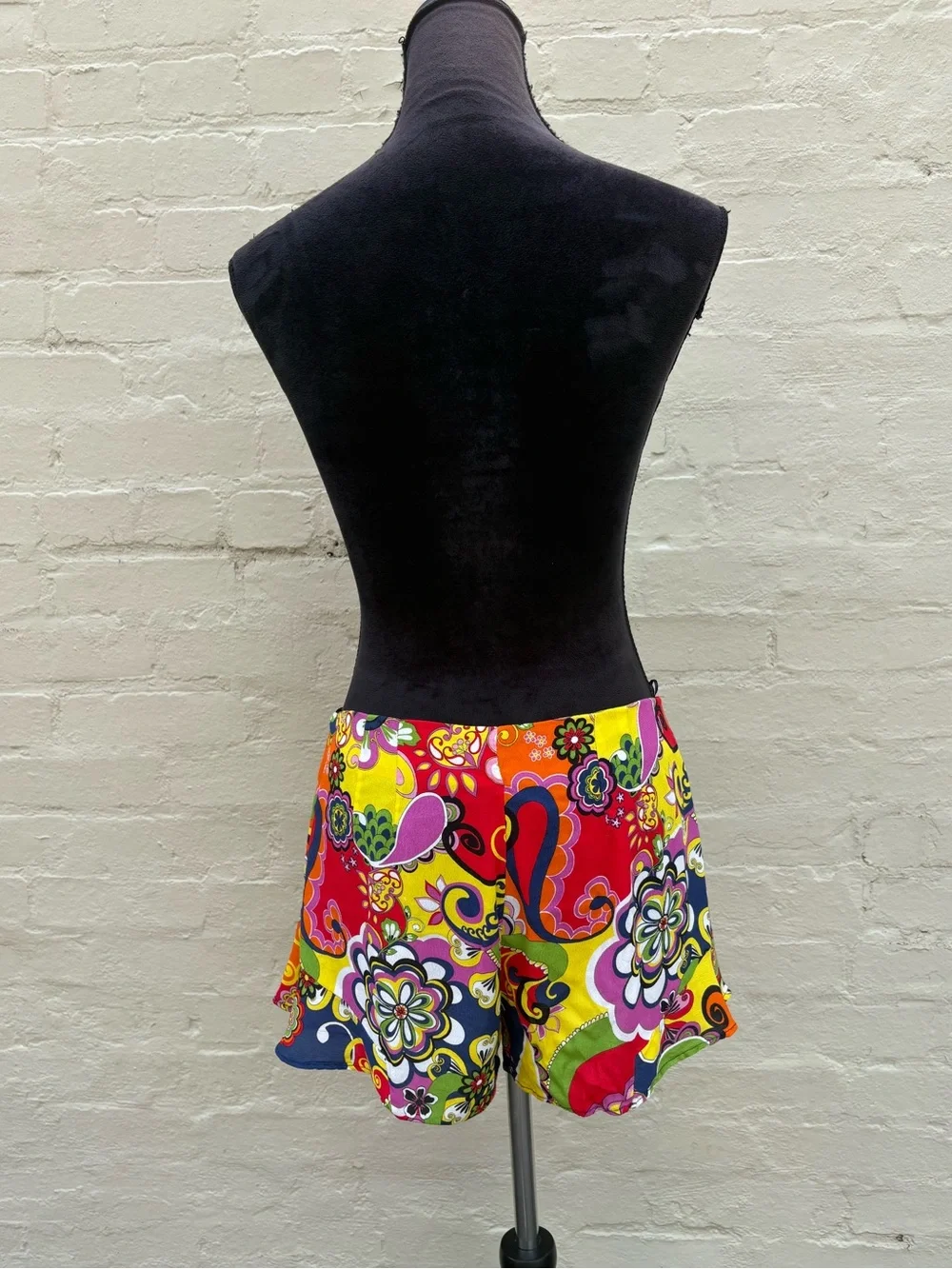 Zara Psychedelic Shorts Sz M